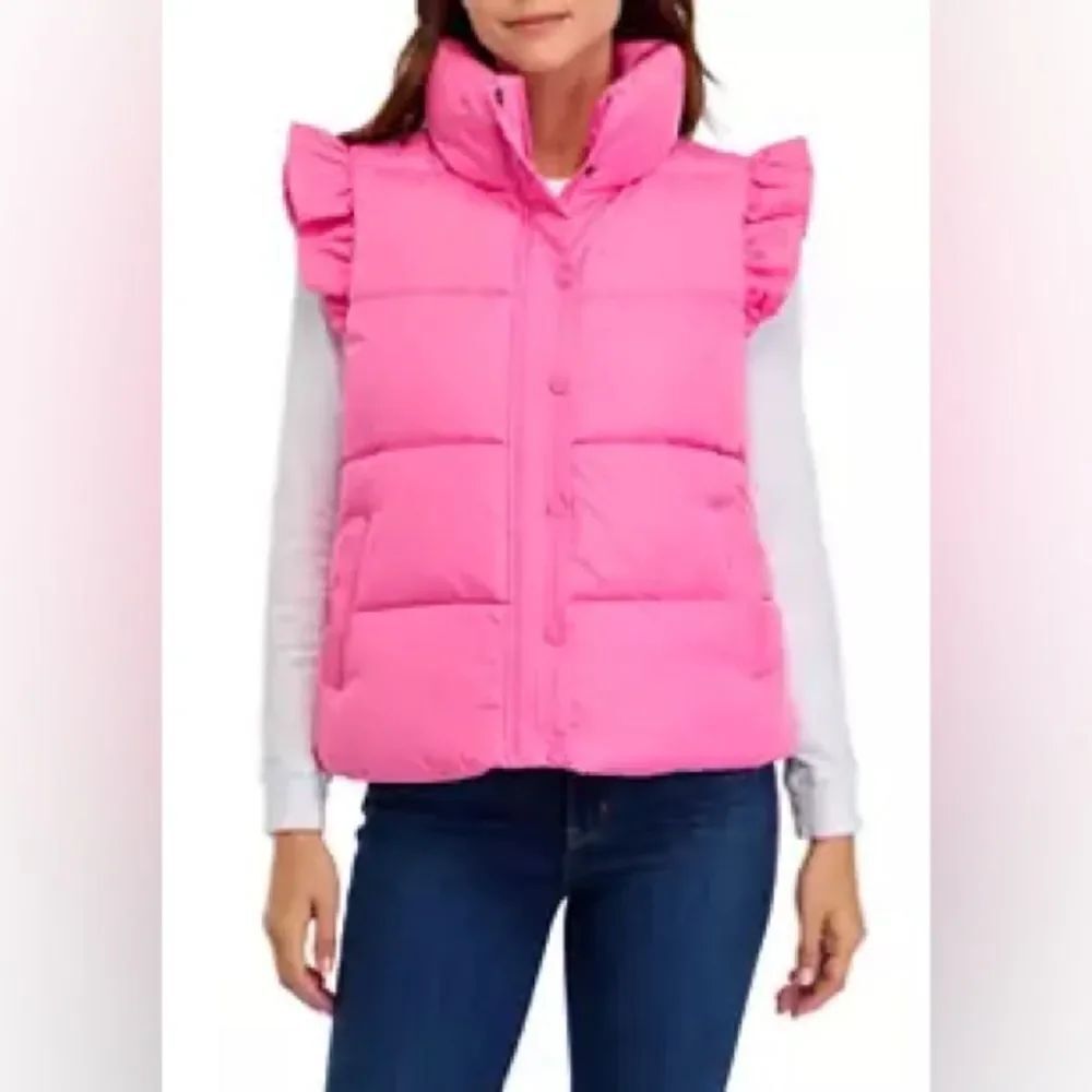 NWT SZ XL Crown & Ivy Hot Pink Ruffle Shoulder Puffer Vest